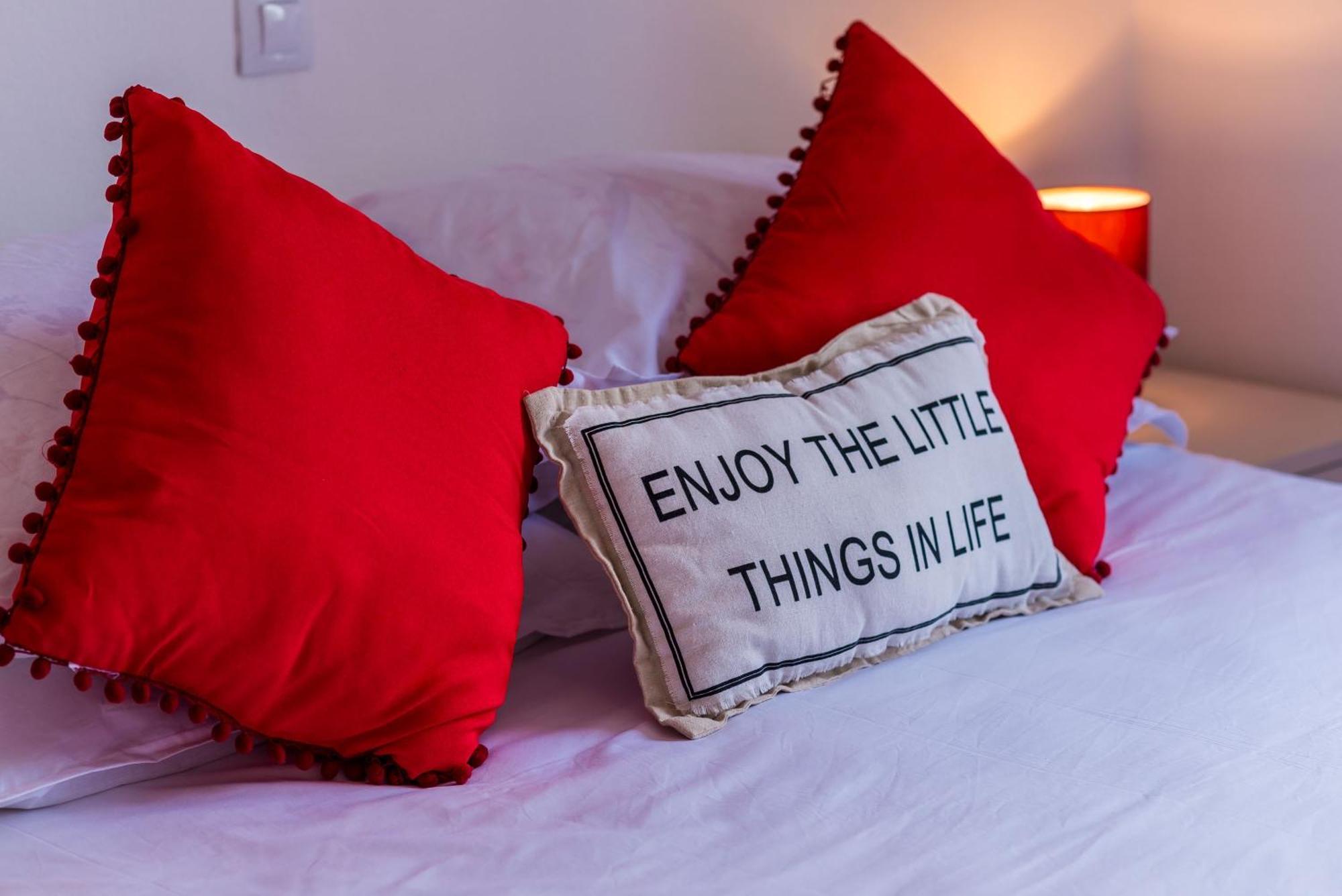 Mata Family Apartments Molunat Room photo